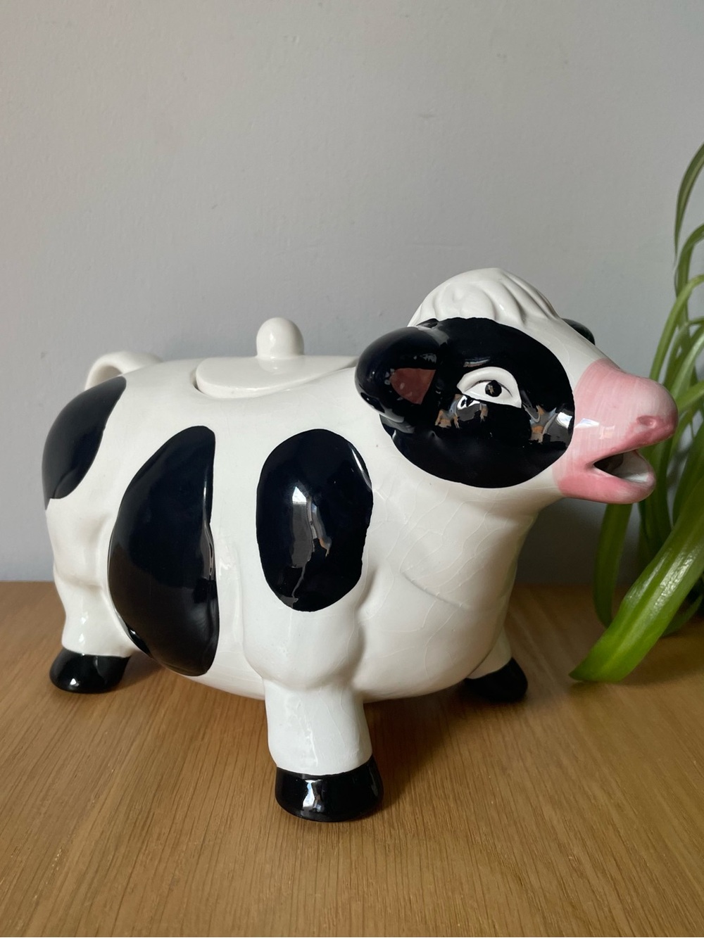 Vintage Ceramic Cow Teapot Farmhouse Country Kitchen Decor ๐ฎ - Picture 3 of 12